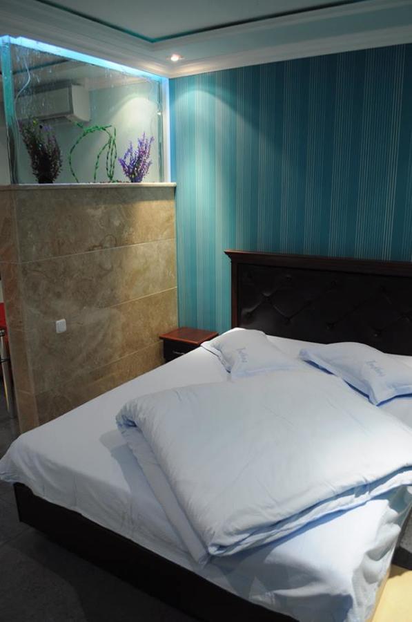 Hotel Apollon 예레반 외부 사진