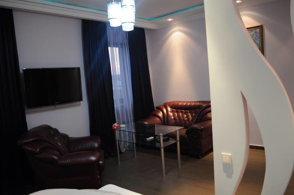 Hotel Apollon 예레반 외부 사진