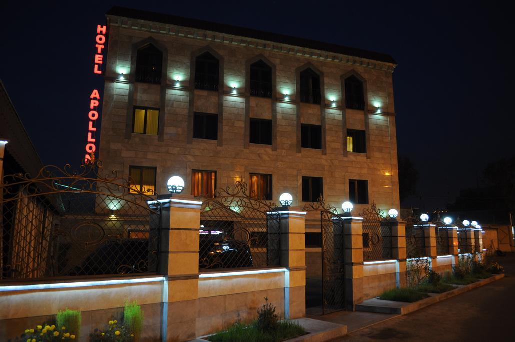 Hotel Apollon 예레반 외부 사진
